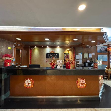 Hotel Deleeton Kota Kinabalu Kültér fotó