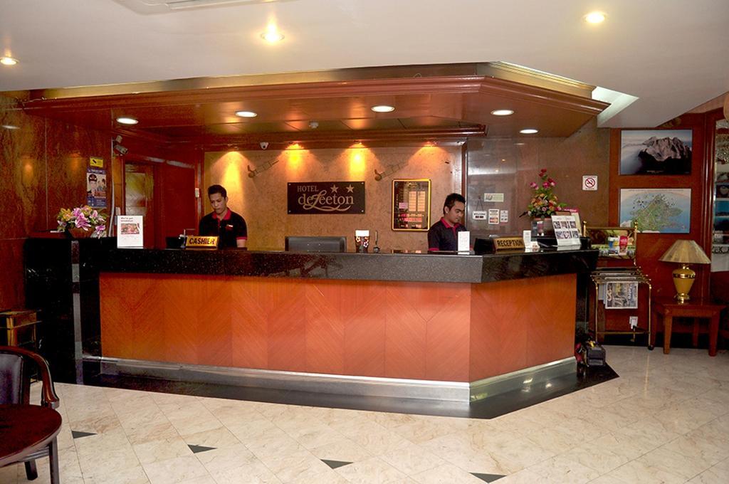 Hotel Deleeton Kota Kinabalu Kültér fotó